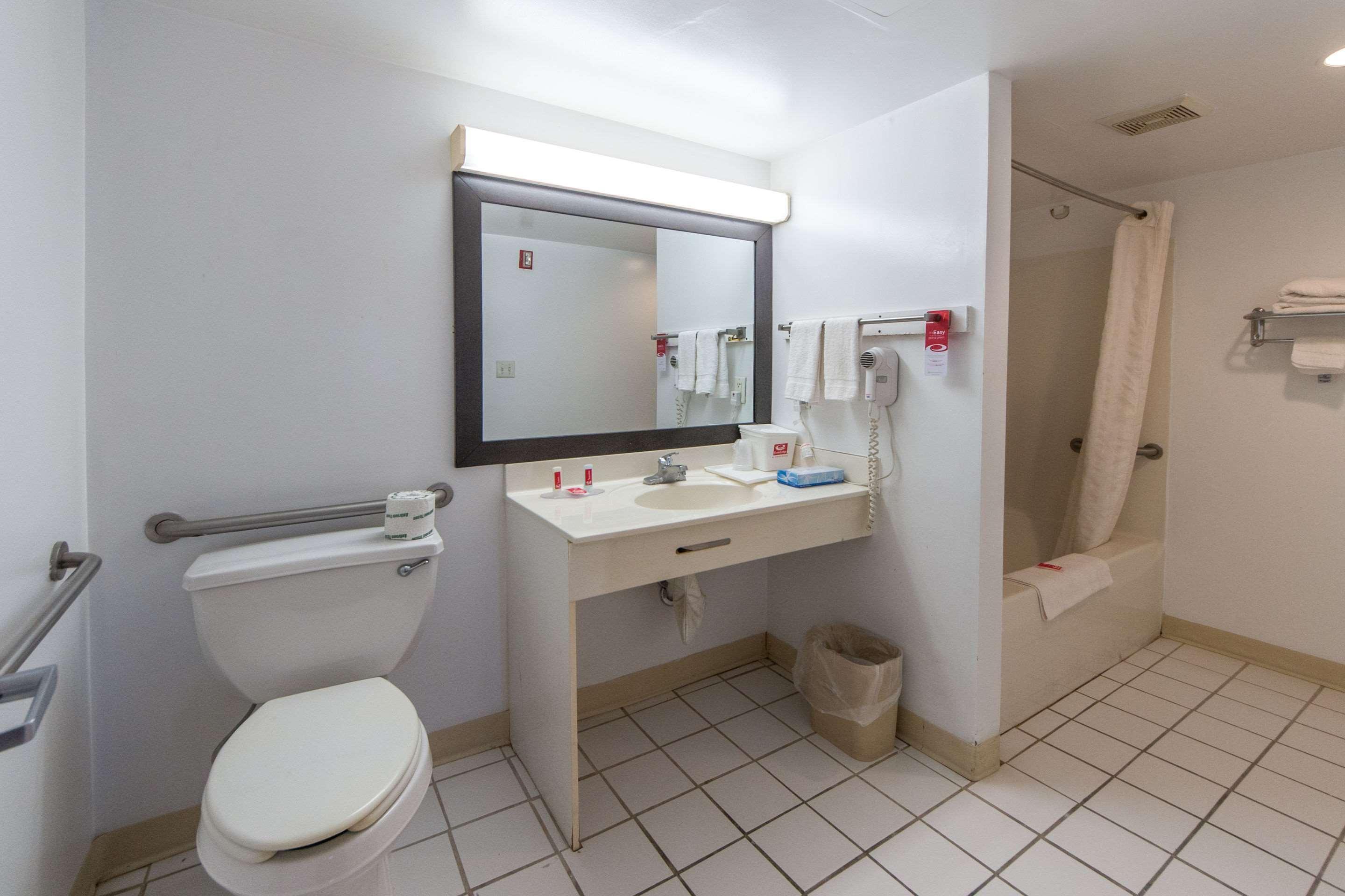 Econo Lodge Ruther Glen Экстерьер фото