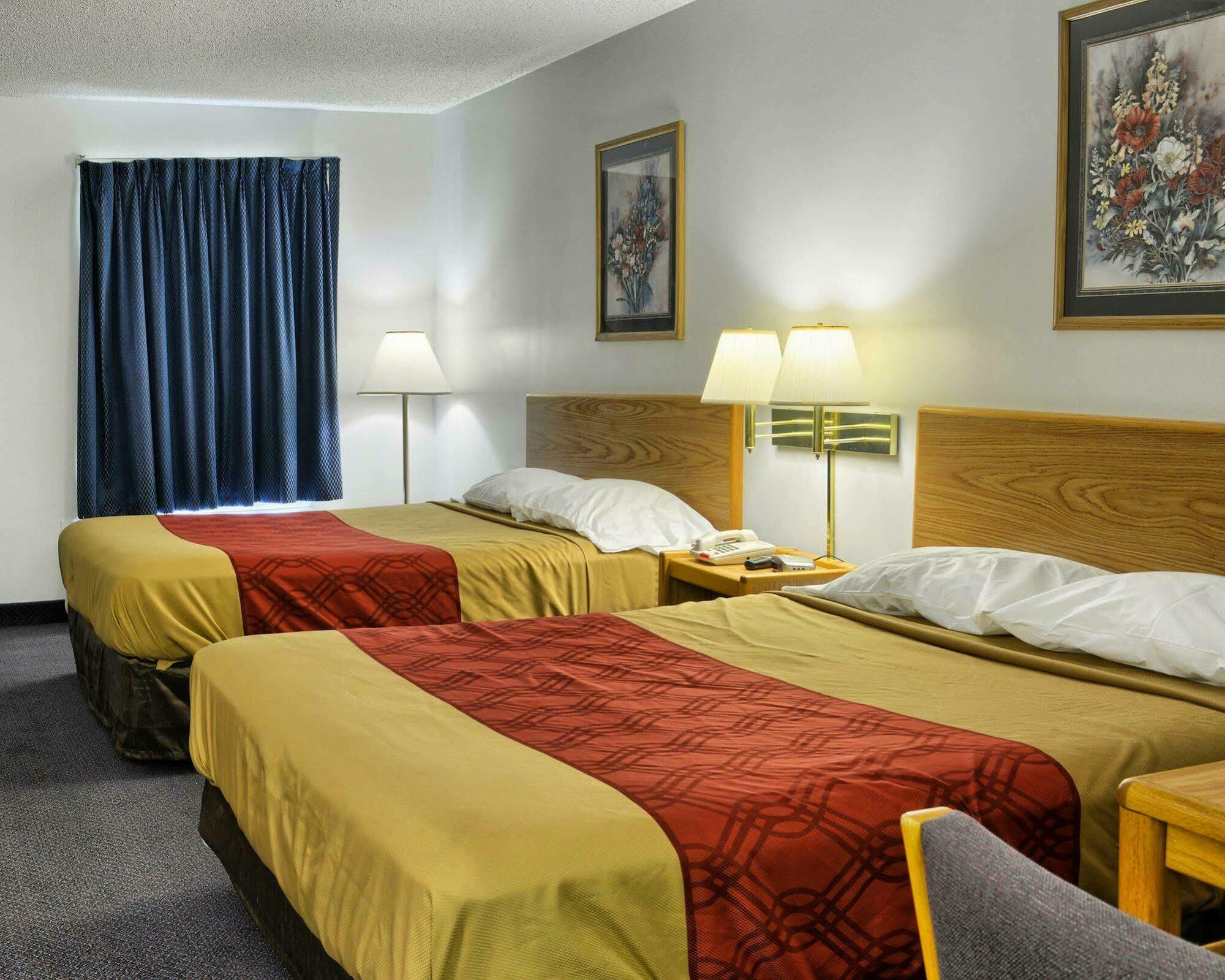 Econo Lodge Ruther Glen Экстерьер фото